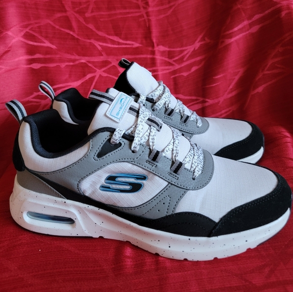 Skechers men's sneakers/runners/shoes(NEW) - Picture 1 of 8